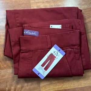 NWT gloria vanderbilt pullon wide leg cropped maroon pant